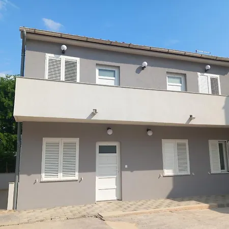 Apartment Crnekovic Ix