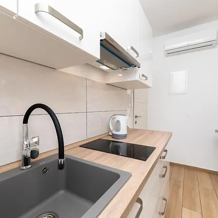 Crnekovic Ix Apartament Baška