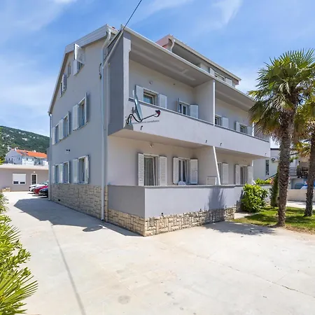 Crnekovic Ix * Baska (Krk)