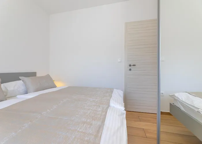 Apartman Crnekovic Ix