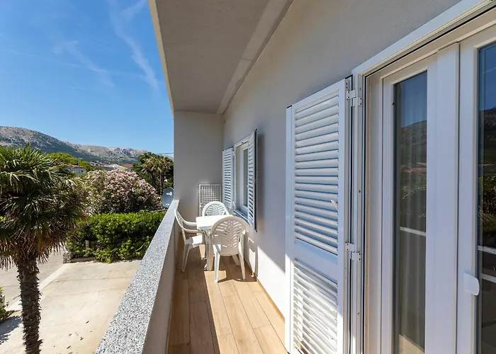 Crnekovic Ix Apartman Baska (Krk)