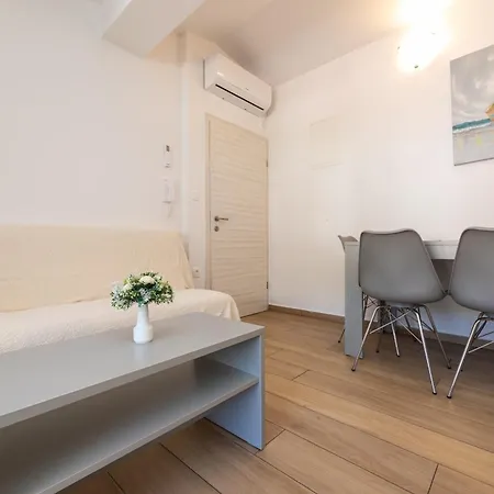 Crnekovic Ix * Baska (Krk)