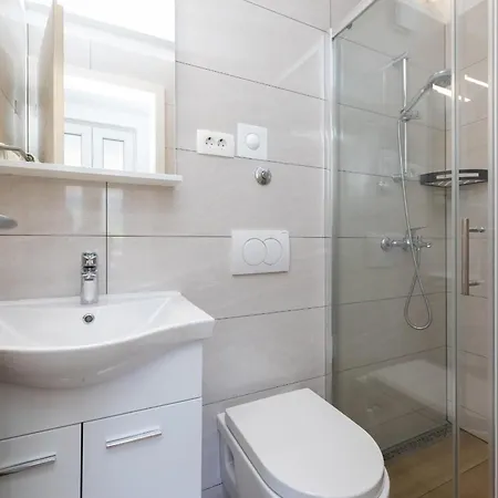 Crnekovic Ix Baska (Krk)