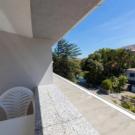 Crnekovic Ix * Baska (Krk)